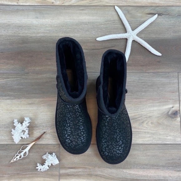 🌴🔆UGG- CLASSIC SHORT SNOW LEOPARD BOOTS PINK🔆🌴 - Picture 12 of 14